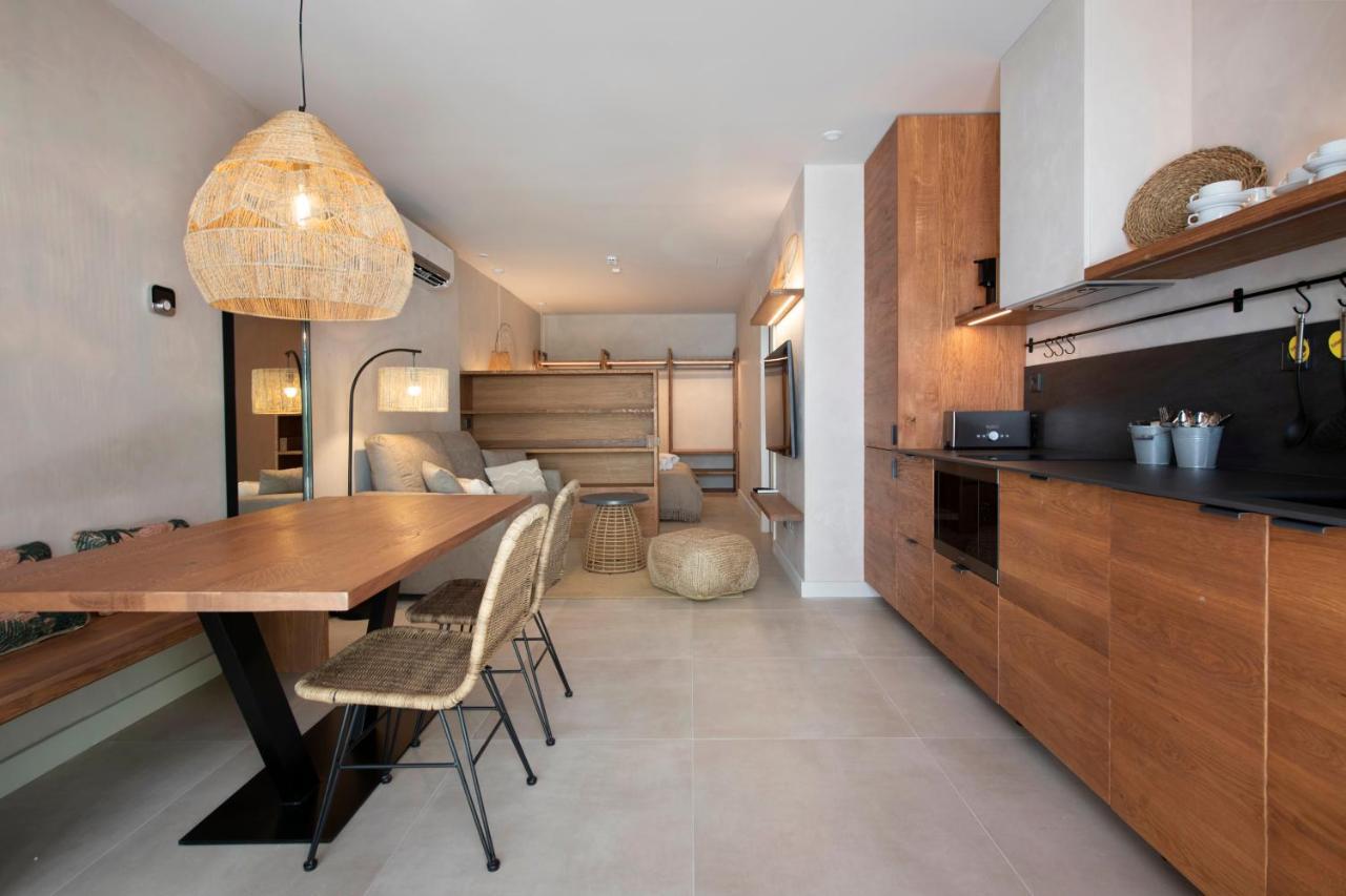 Apartamentos Balisse Castelldefels Kültér fotó
