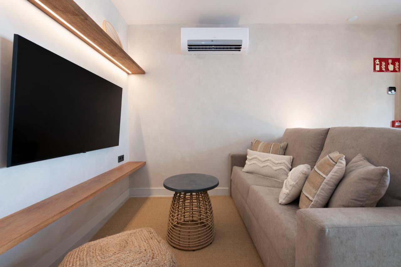 Apartamentos Balisse Castelldefels Kültér fotó