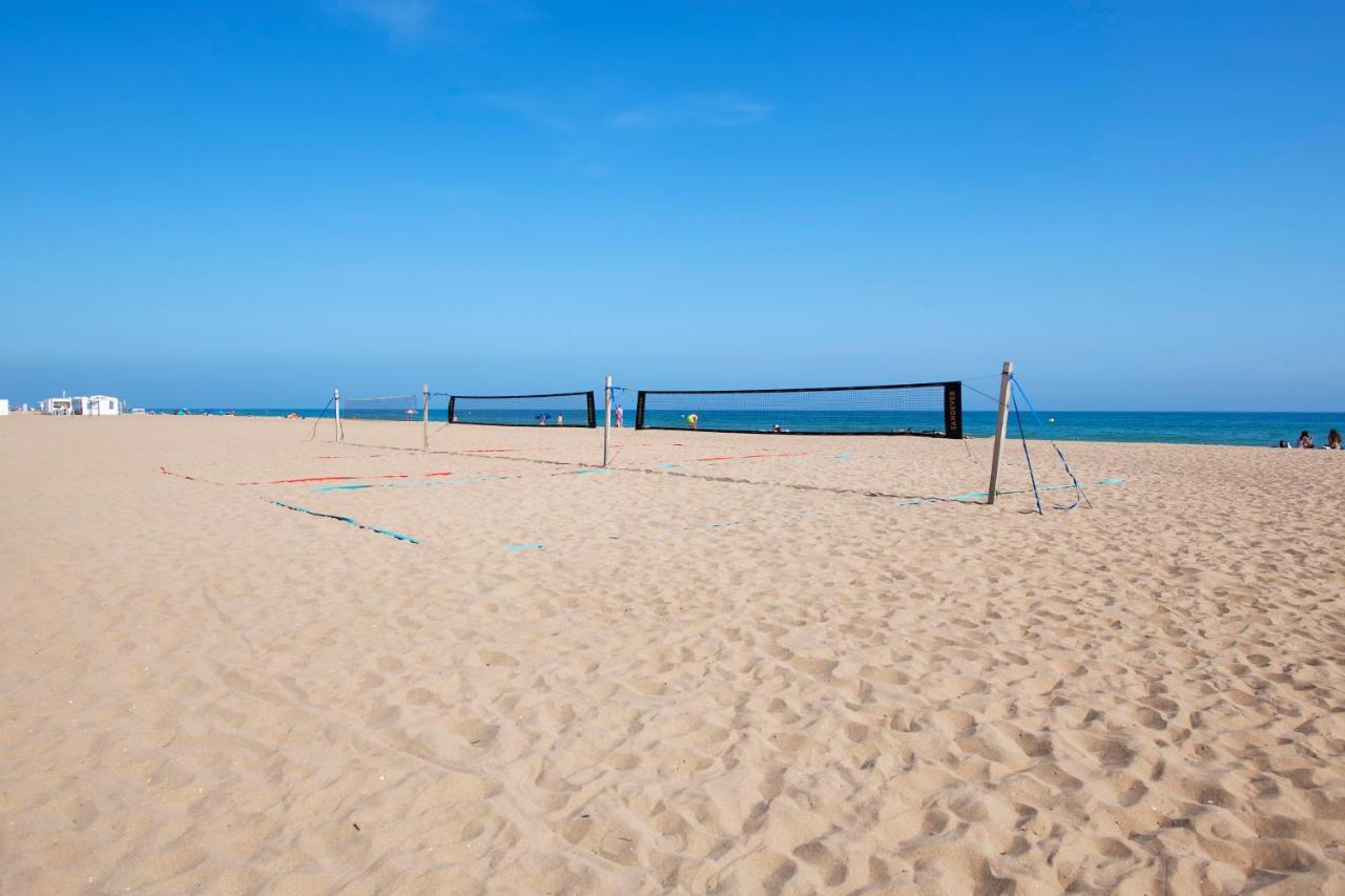 Apartamentos Balisse Castelldefels Kültér fotó