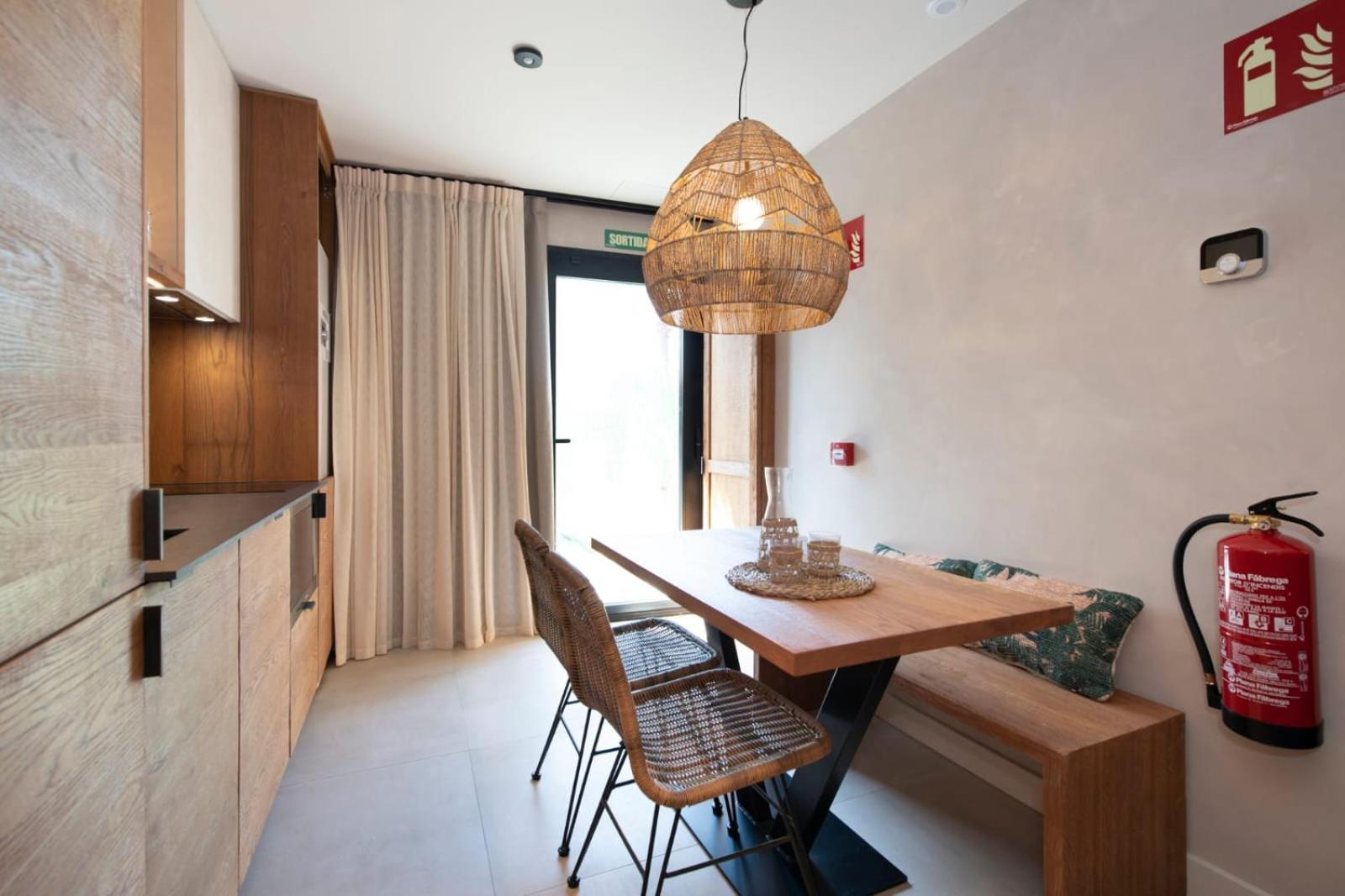 Apartamentos Balisse Castelldefels Kültér fotó